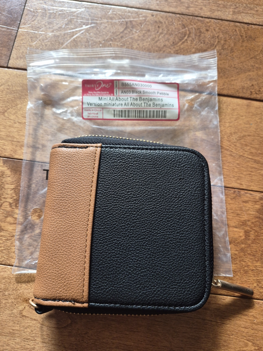 Thirty-One Mini All About The Benjamins Color Block Black & Tan Wallet